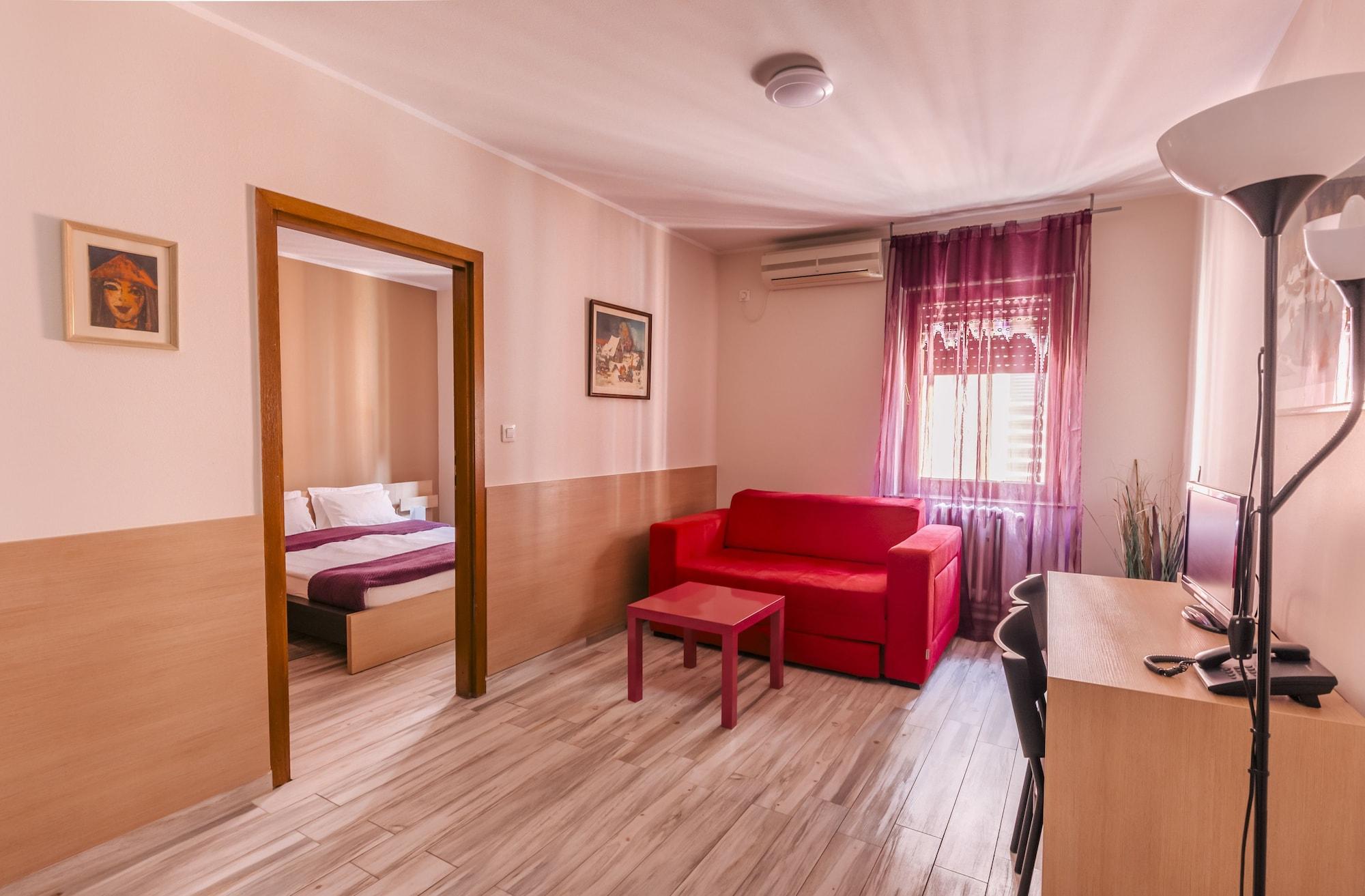 Veliki Garni Hotel Novi Sad Eksteriør bilde