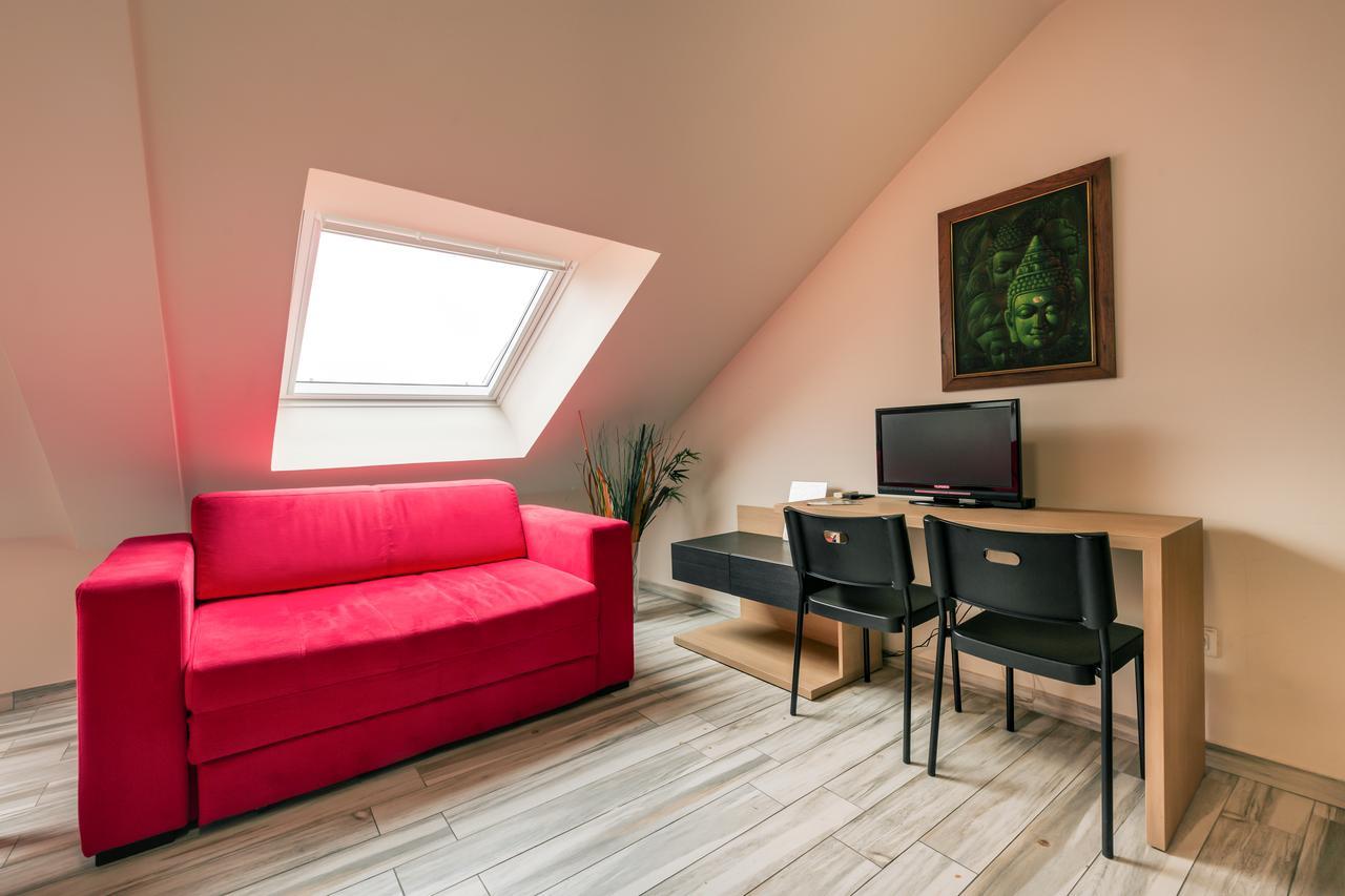 Veliki Garni Hotel Novi Sad Eksteriør bilde