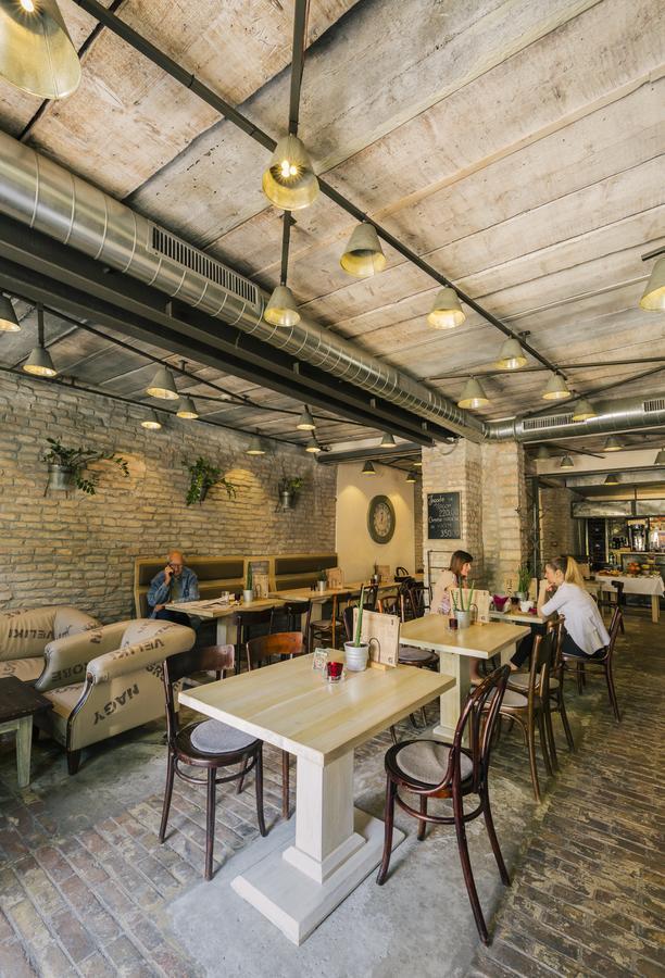 Veliki Garni Hotel Novi Sad Eksteriør bilde